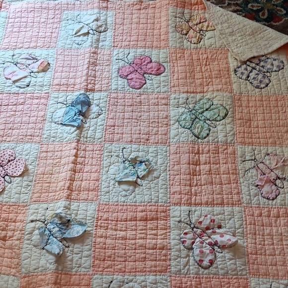 Vintage Butterfly Hand Quilted Quilt - Picture 8 of 16
